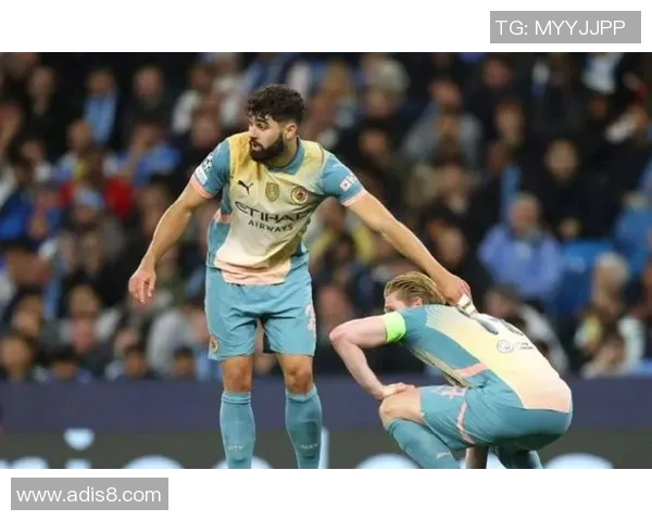 足球明星炫技大赛各路球星展现绝技引发热潮与激情四溢的精彩瞬间 足球明星炫技大赛各路球星展现绝技引发热潮与激情四溢的精彩瞬间