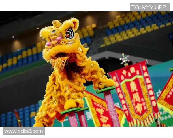 足球明星与舞狮的精彩碰撞视频集锦展现传统与运动的完美融合